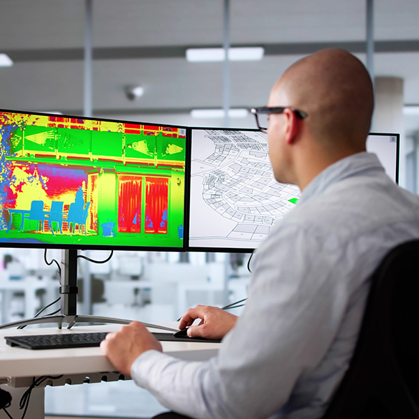 Temperaturwerte und Lagewerte werden am PC geprüft