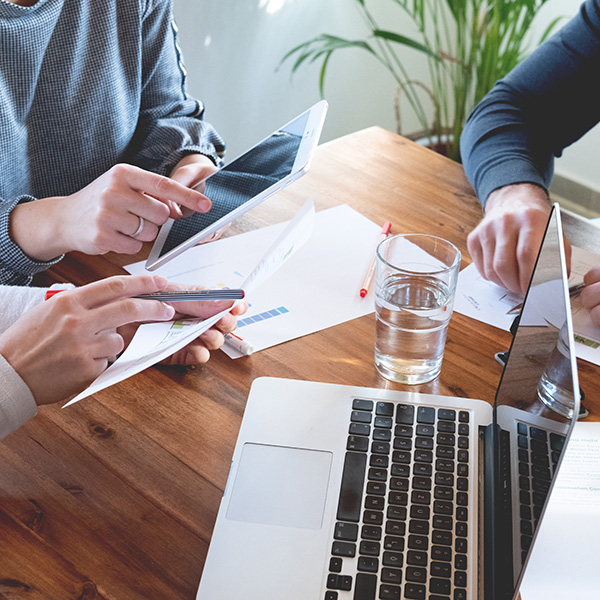 Besprechung von Dokumenten